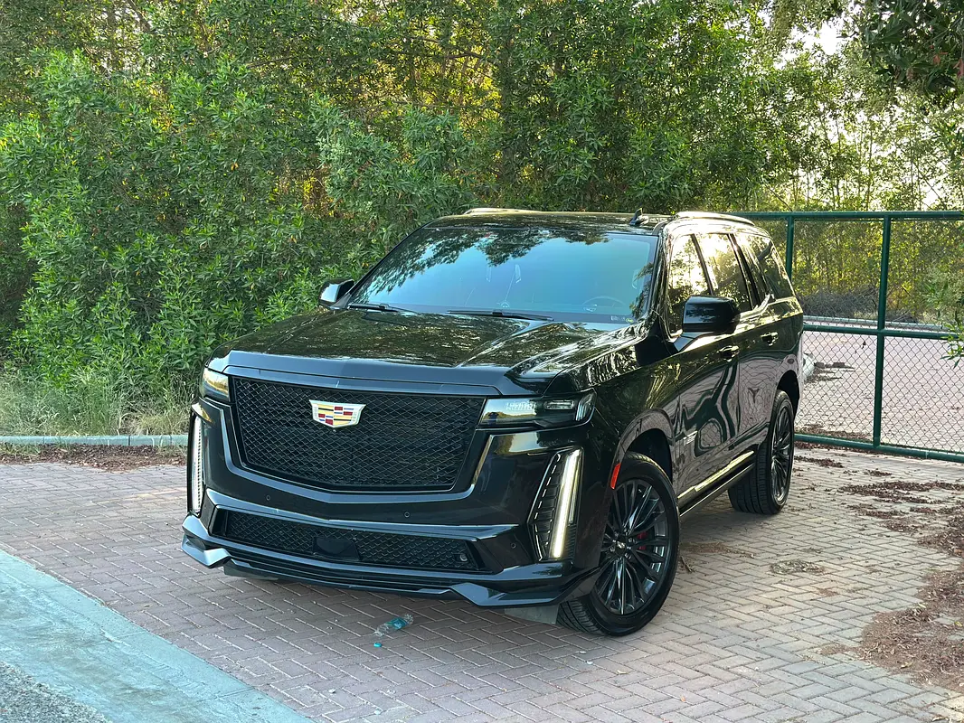 Cadillac Escalade, 2023 — фото 8 из 10