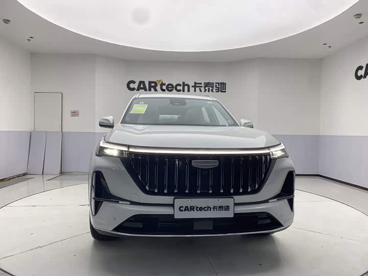 Geely Atlas L, 2026 — фото 3 из 9