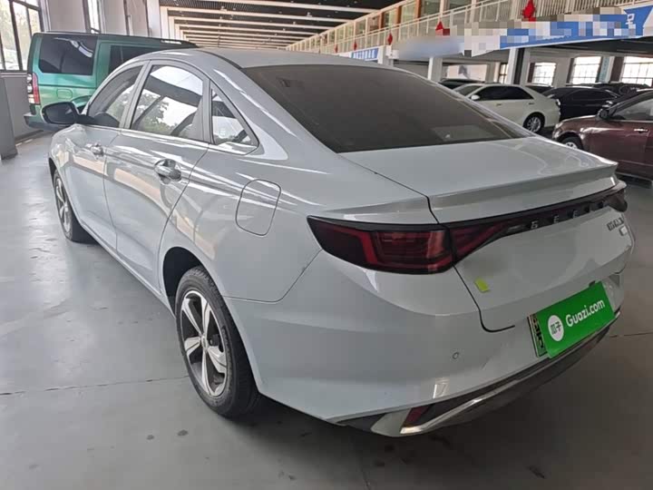 Geely Emgrand L Hi·P Hybrid, 2023 — фото 5 из 9