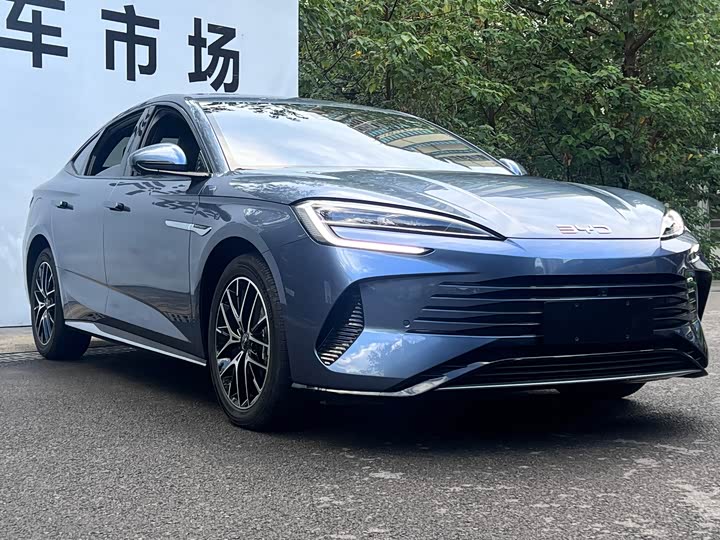 BYD Seal 07 DM-i Hybrid, 2025 — фото 3 из 9