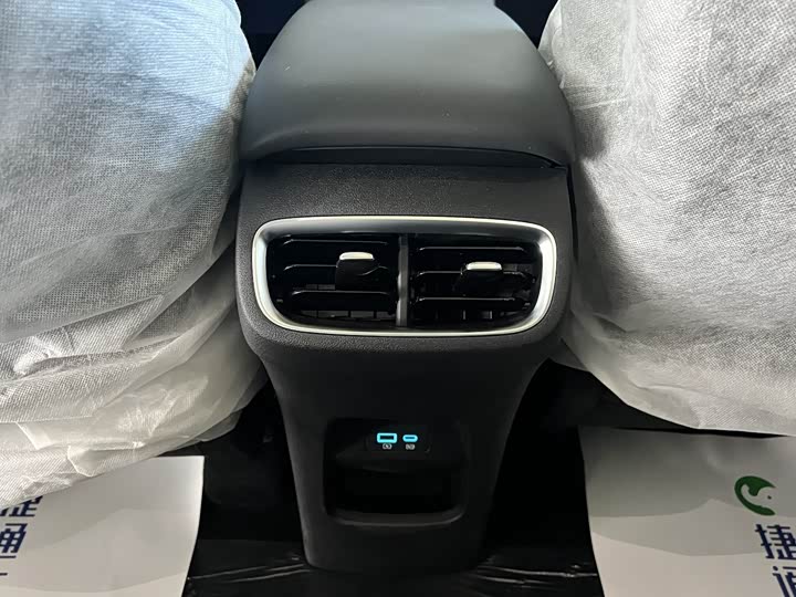 BYD Sea Lion 06 Hybrid/EV, 2026 — фото 8 из 9