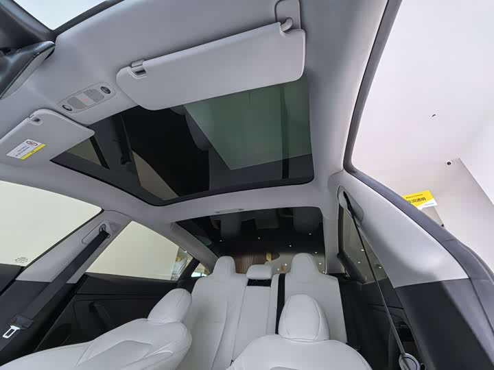 Tesla Model 3, 2023 — фото 9 из 9
