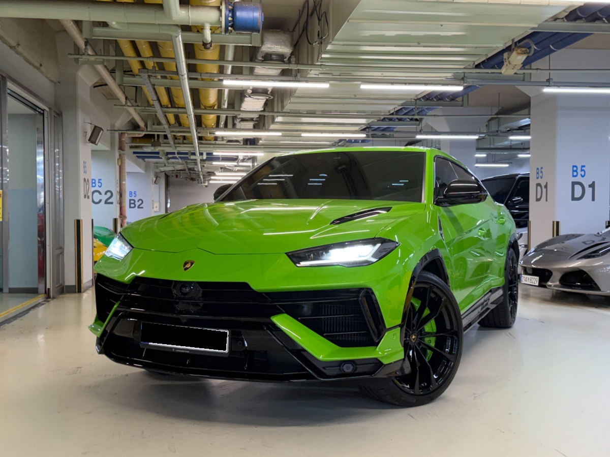 Lamborghini Urus, 2023 — купить в Казани под ключ