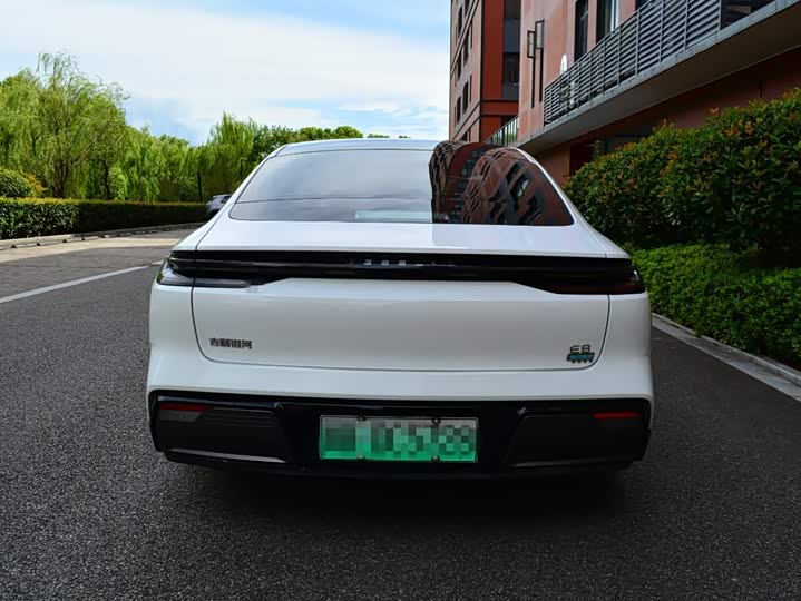 Geely Galaxy E8, 2024 — фото 6 из 9