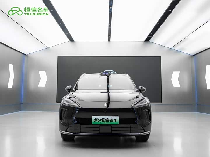 Shangjie (Huawei × SAIC) H5, 2025 — фото 3 из 9