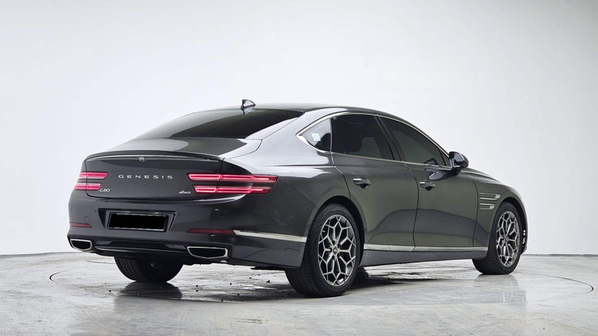 Genesis G80, 2022 — фото 2 из 12