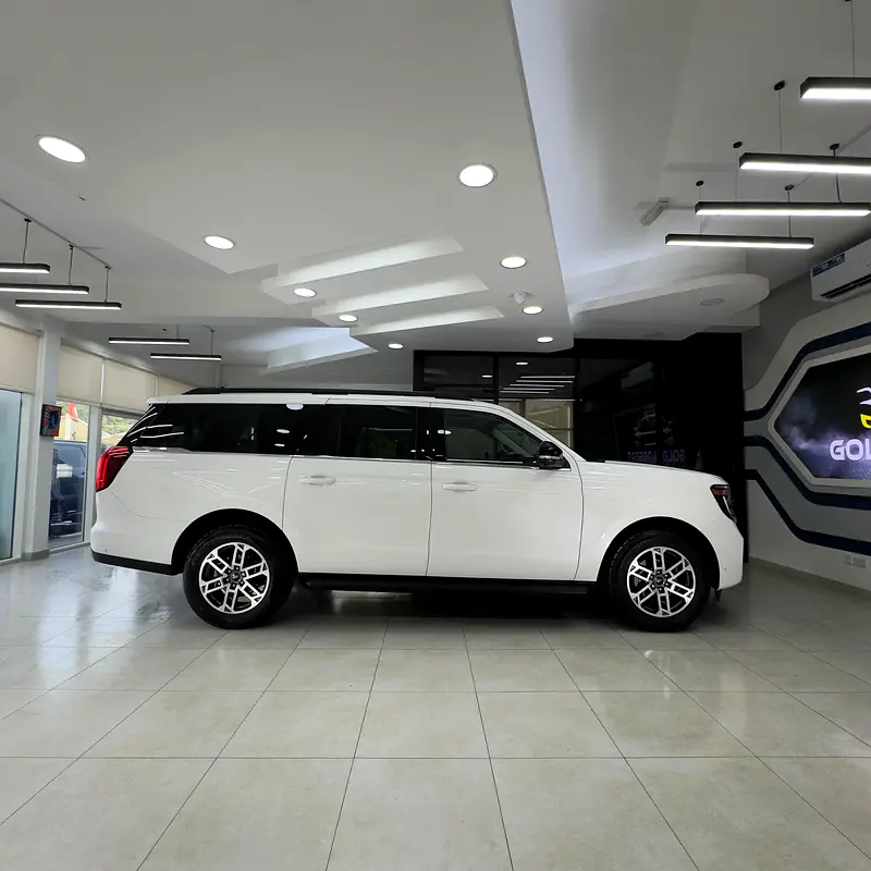 Ford Expedition, 2025 — фото 3 из 10