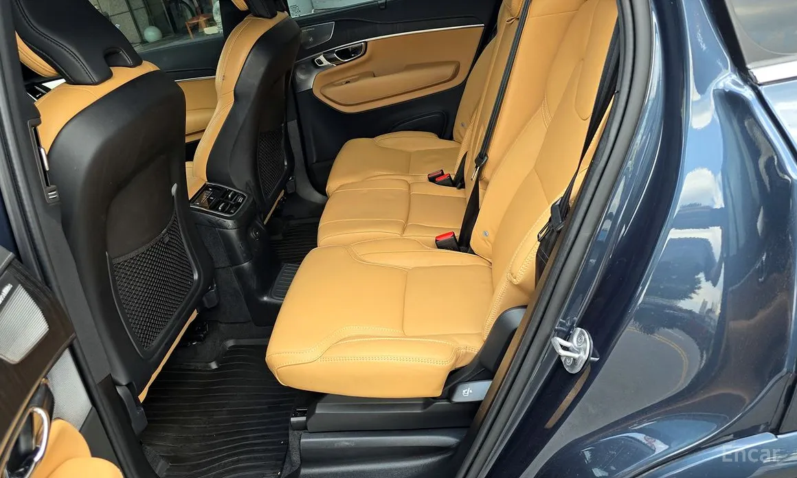 Volvo XC90, 2024 — фото 9 из 12