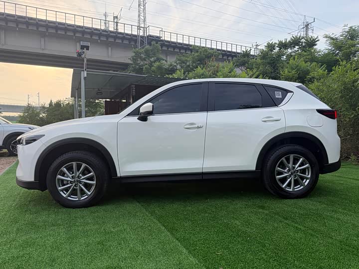 Mazda CX-5, 2023 — фото 7 из 9