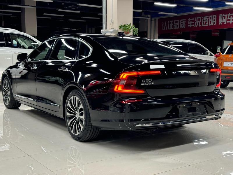 Volvo S90, 2023 — фото 5 из 12