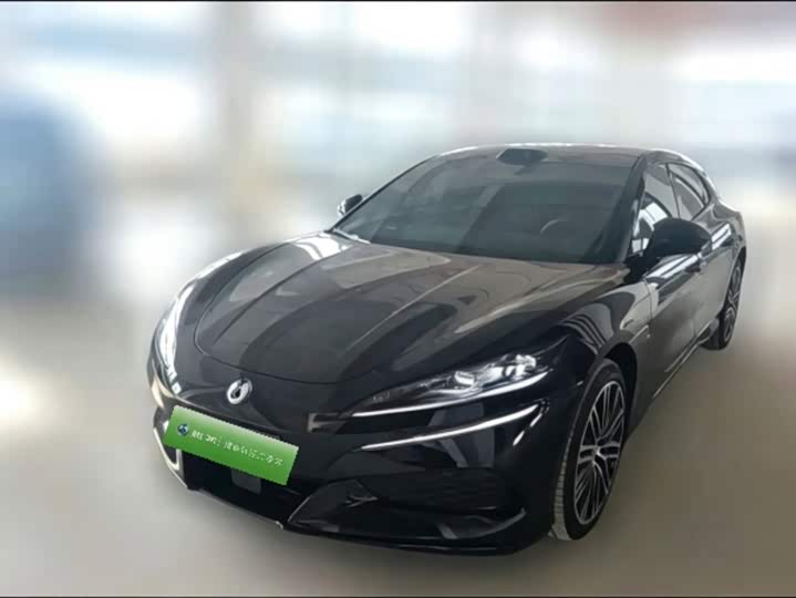 Denza Z9GT, 2026 — купить в Казани под ключ