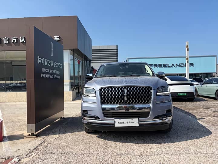 Lincoln Navigator, 2024 — фото 2 из 9