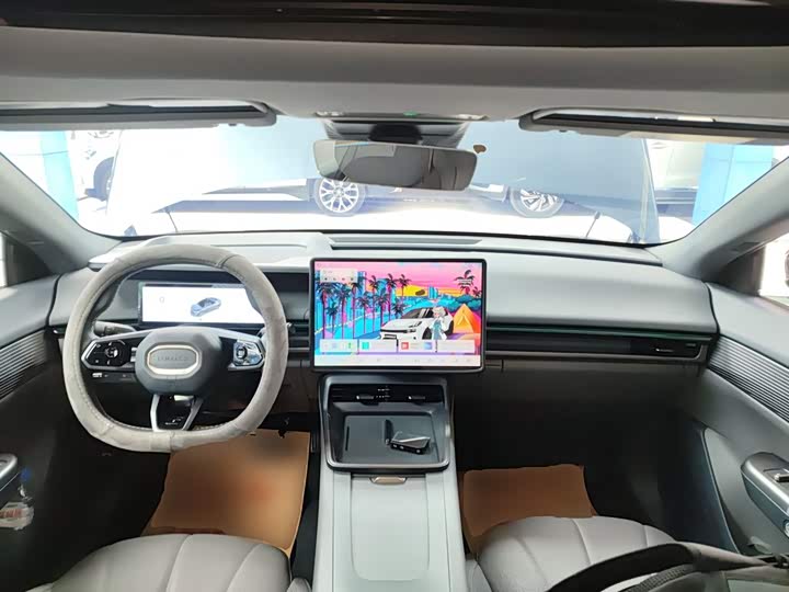 Lynk & Co 07 EM-P Hybrid, 2024 — фото 6 из 9