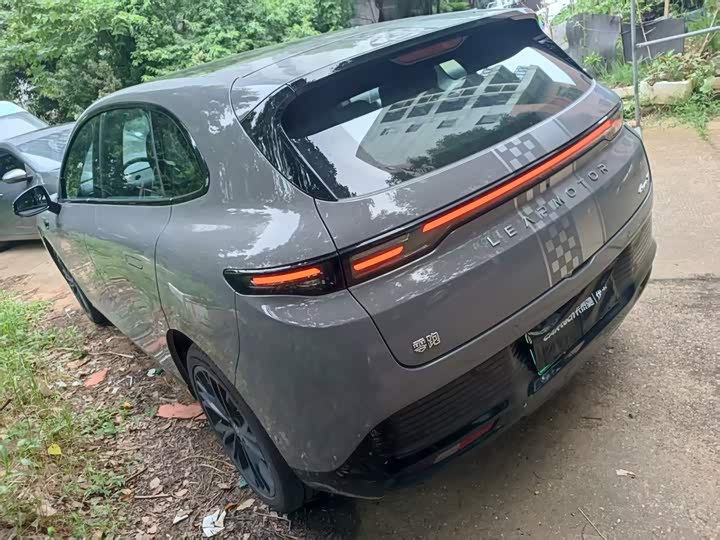 Leapmotor Lafa5, 2025 — фото 3 из 7