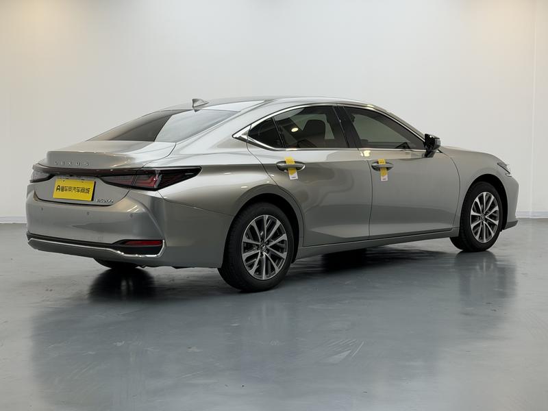 Lexus ES, 2025 — фото 7 из 12