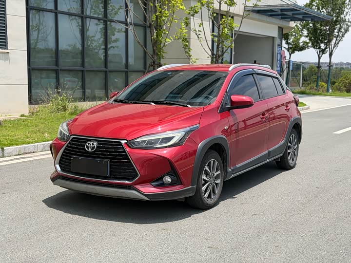 Toyota Yaris L Hatchback, 2021 — купить в Самаре под ключ