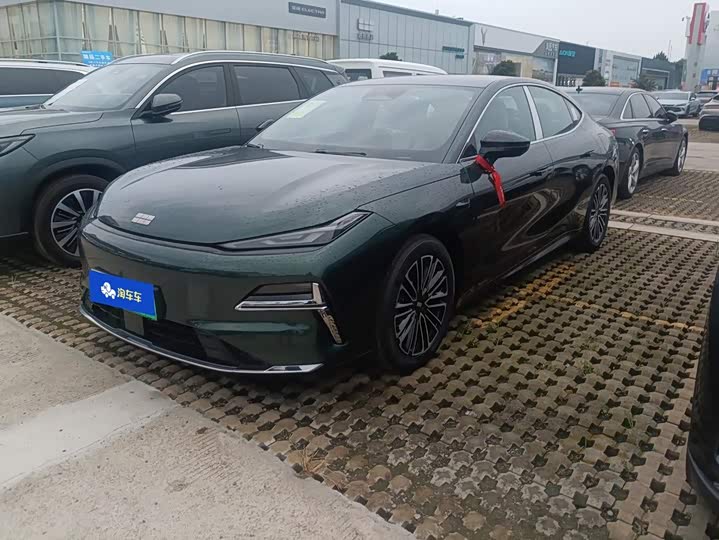 Geely Galaxy Starshine 8 EM-i, 2025 — купить в Липецке под ключ