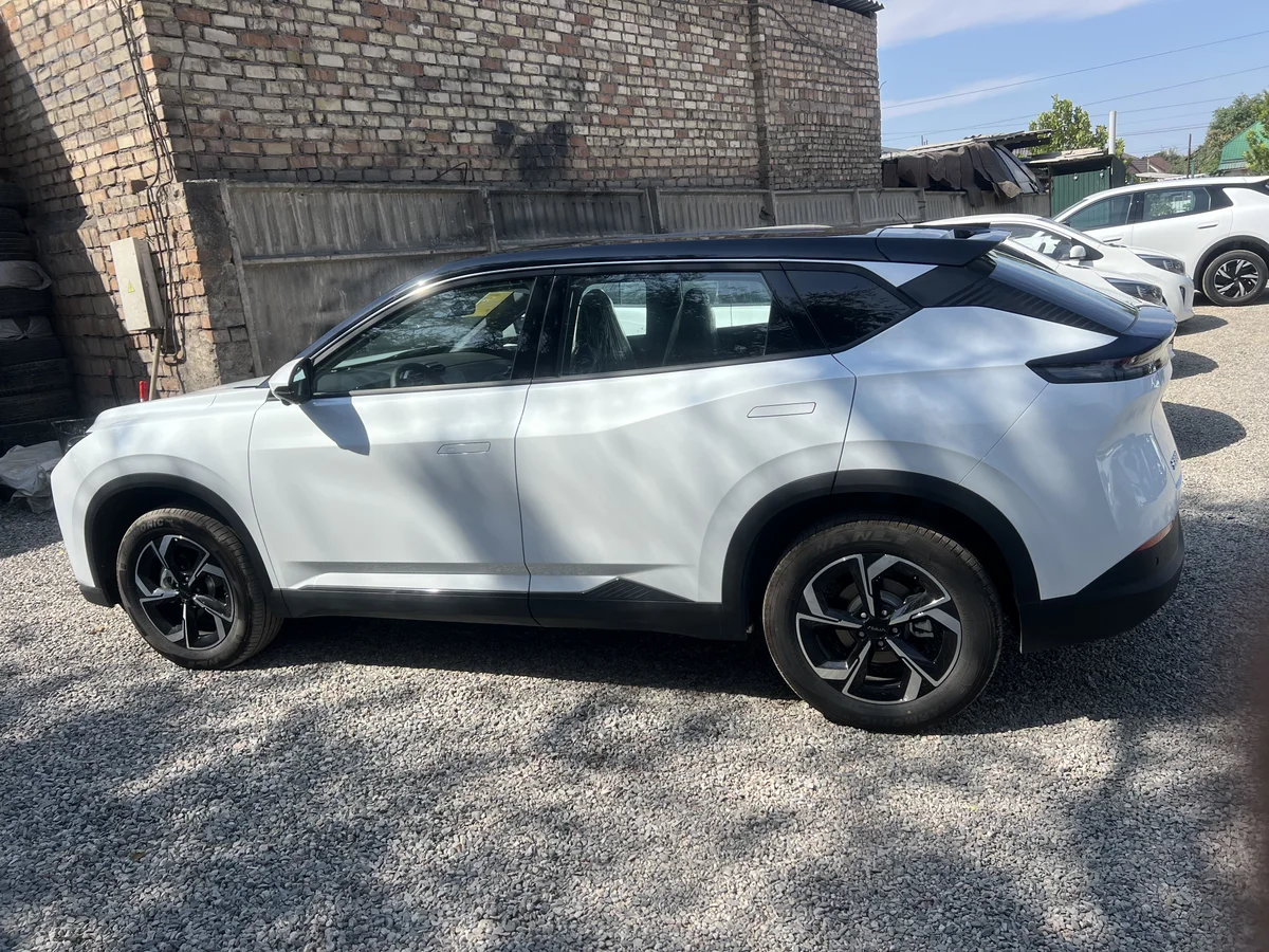 Dongfeng Aeolus L7, 2026 — фото 3 из 9