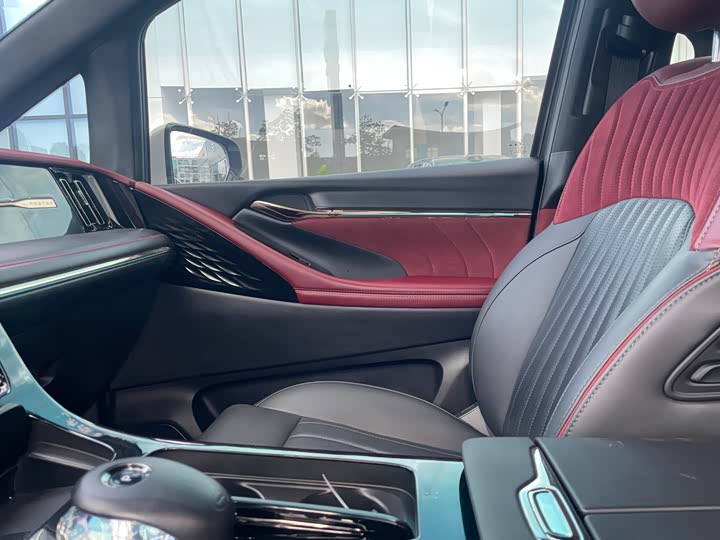 GAC Trumpchi M8, 2023 — фото 4 из 9
