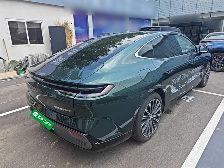 Geely Galaxy Starshine 8 EM-i, 2025 — фото 7 из 9