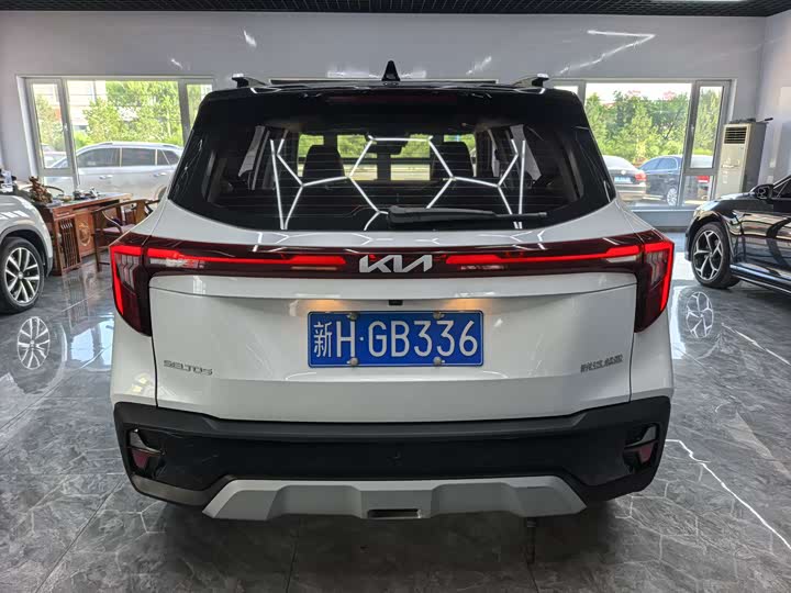 Kia Seltos, 2023 — фото 6 из 9