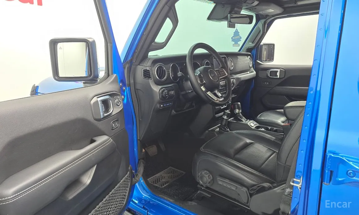 Jeep Wrangler, 2022 — фото 10 из 12