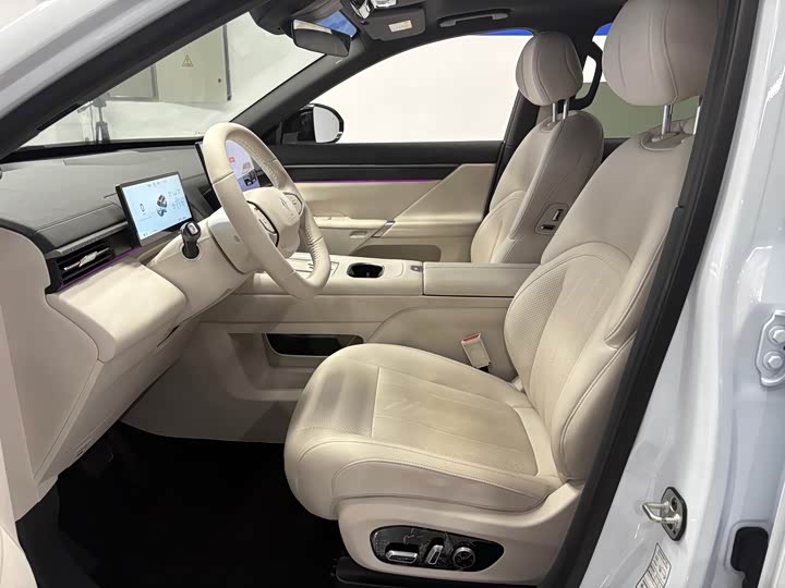 Dongfeng Yipai eπ 008, 2025 — фото 7 из 9