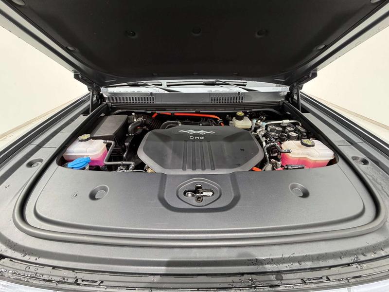 BYD FangChengBao Leopard 5, 2025 — фото 11 из 12