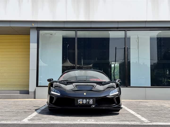 Ferrari F8, 2021 — фото 2 из 9