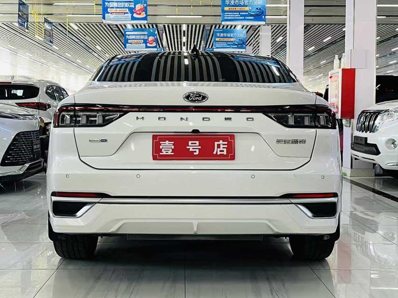 Ford Mondeo, 2022 — фото 5 из 12