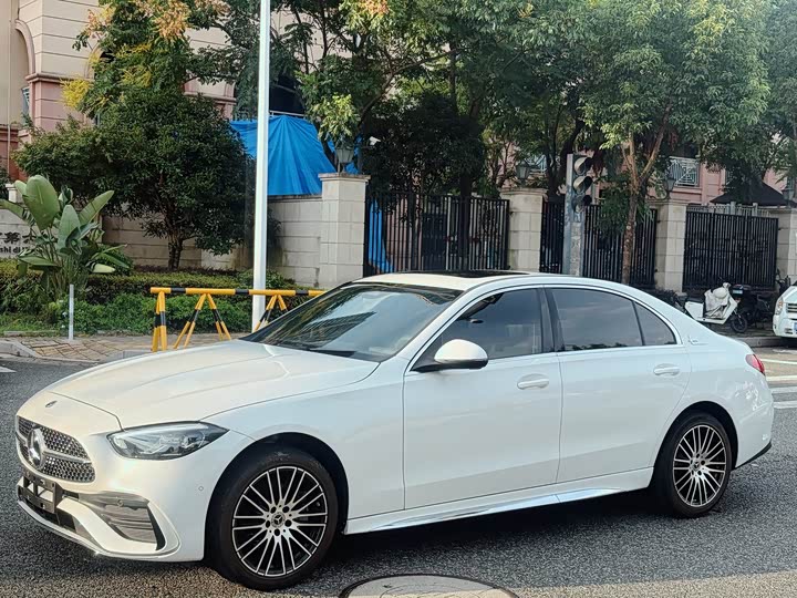 Mercedes-Benz C-Class, 2023 — фото 3 из 9