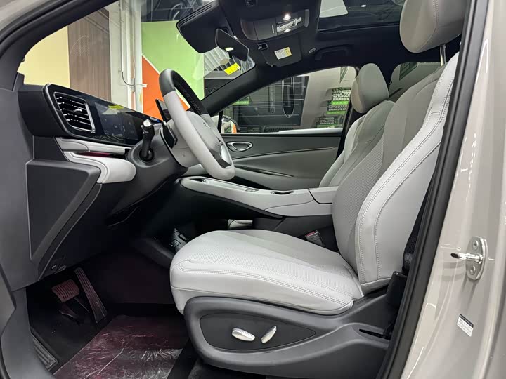 BYD Sea Lion 06 Hybrid/EV, 2026 — фото 8 из 9