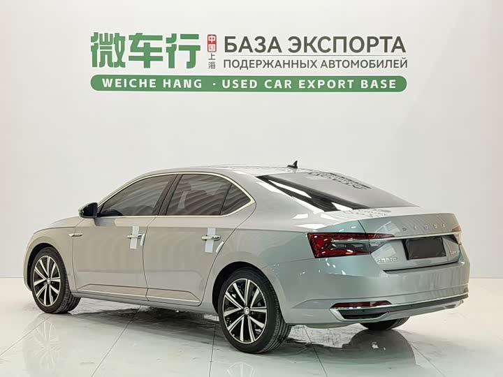 Skoda Superb, 2024 — фото 6 из 9