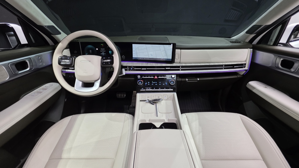 Hyundai Santa Fe, 2023 — купить в Санкт-Петербурге под ключ