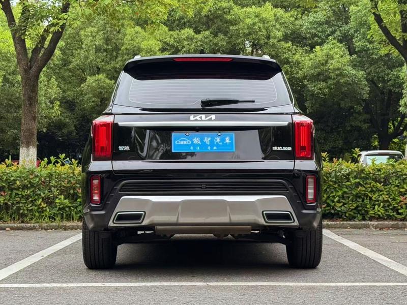Kia Sportage GT-line, 2023 — фото 6 из 12