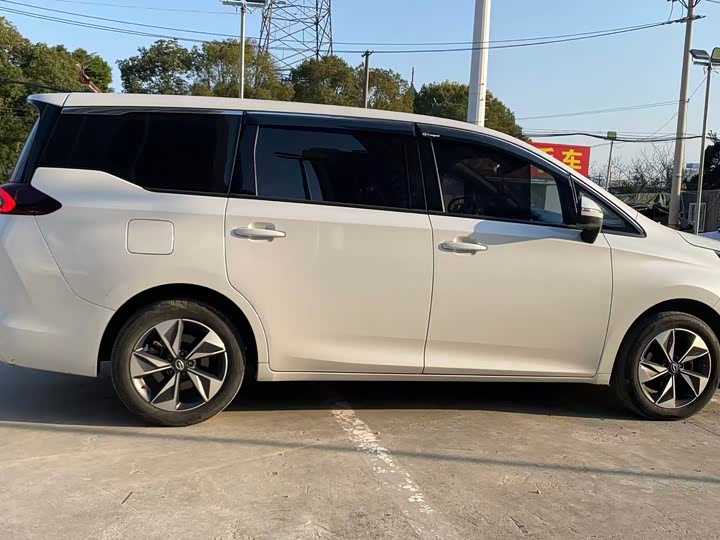 GAC Trumpchi M6, 2023 — фото 5 из 9