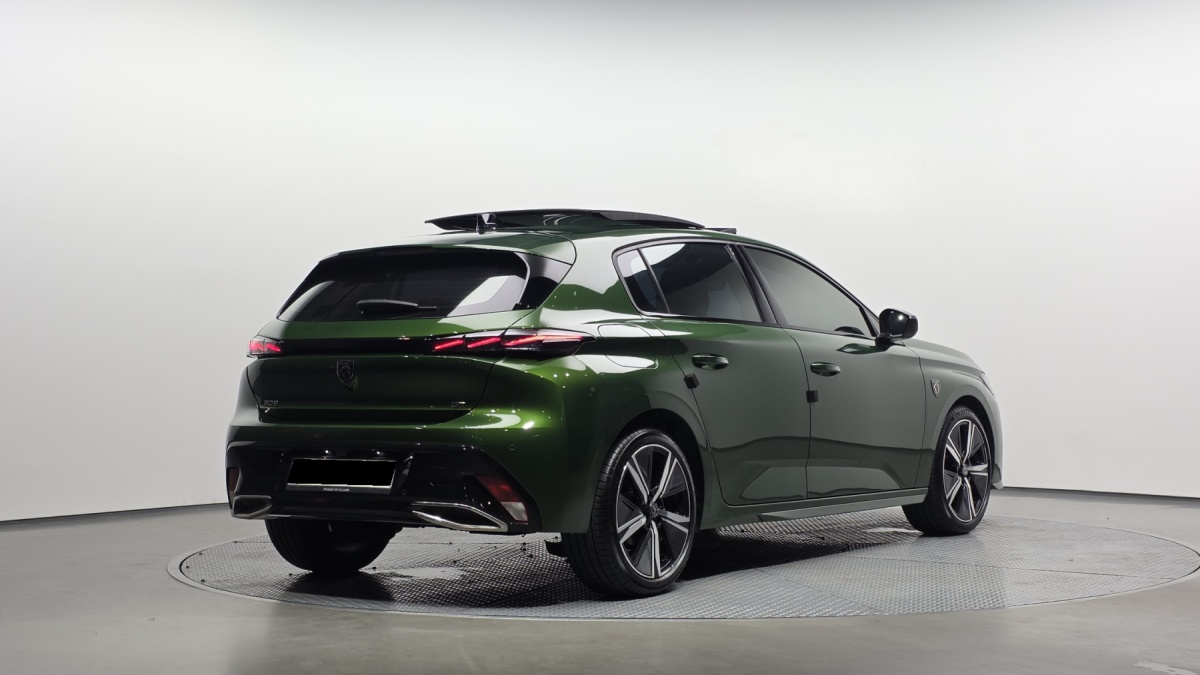 Peugeot 308, 2023 — фото 2 из 12