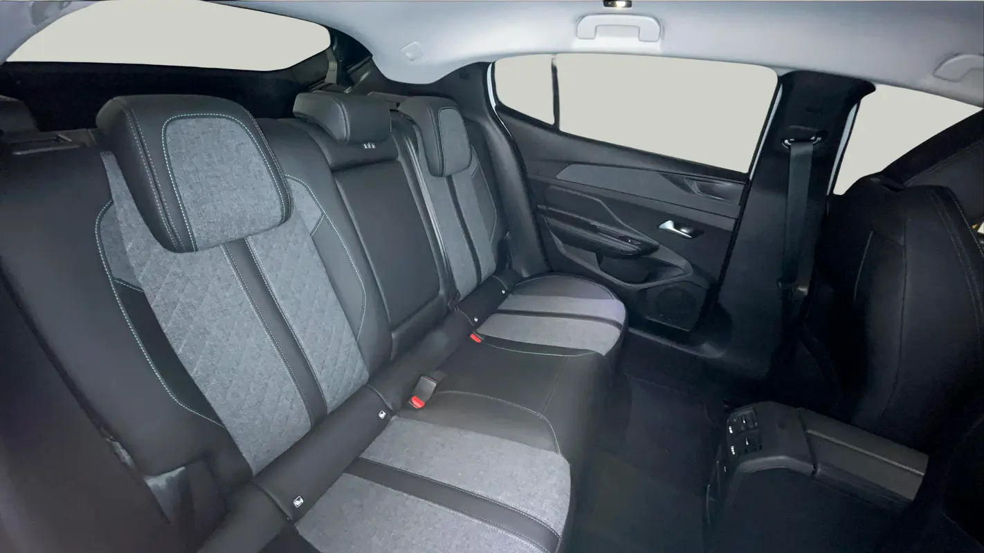 Peugeot 408, 2025 — фото 10 из 10