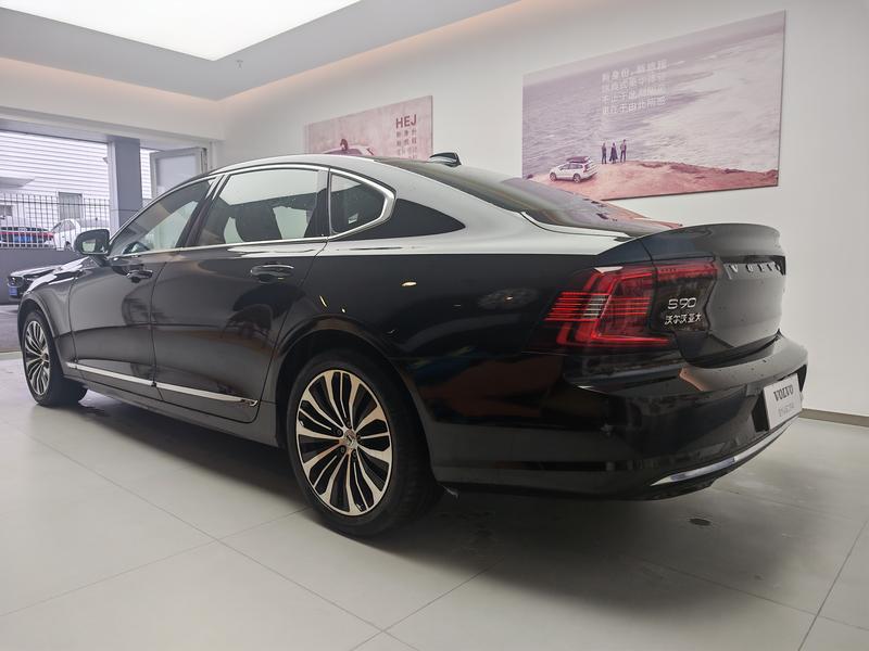 Volvo S90, 2025 — фото 5 из 12
