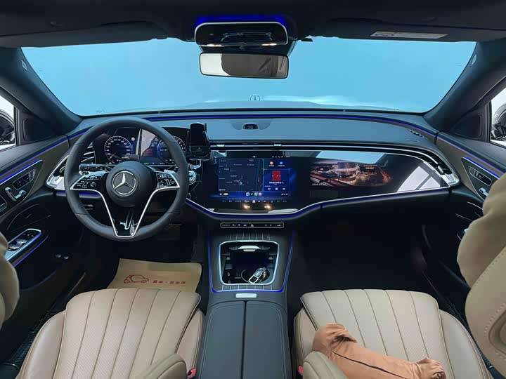 Mercedes-Benz E-Class Hybrid, 2024 — фото 9 из 9