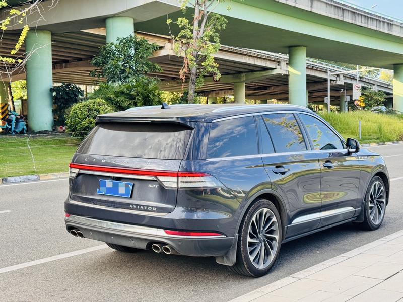 Lincoln Aviator, 2021 — фото 6 из 10