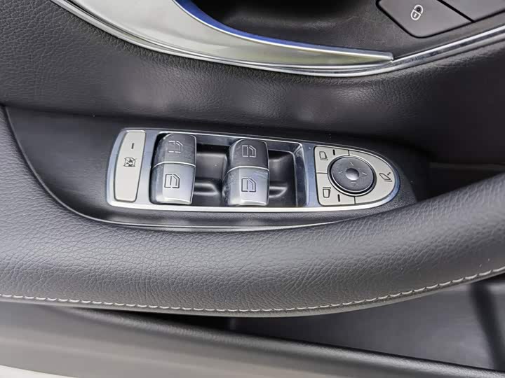 Mercedes-Benz E-Class Hybrid, 2021 — фото 9 из 9