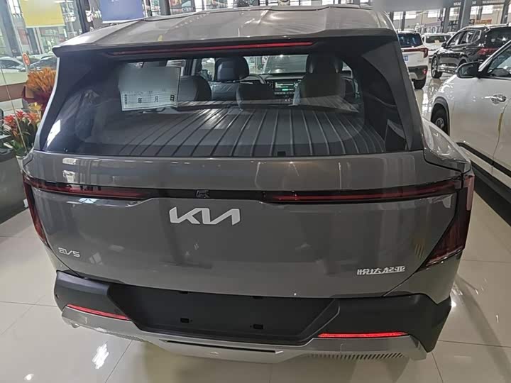 Kia EV5, 2026 — фото 6 из 9