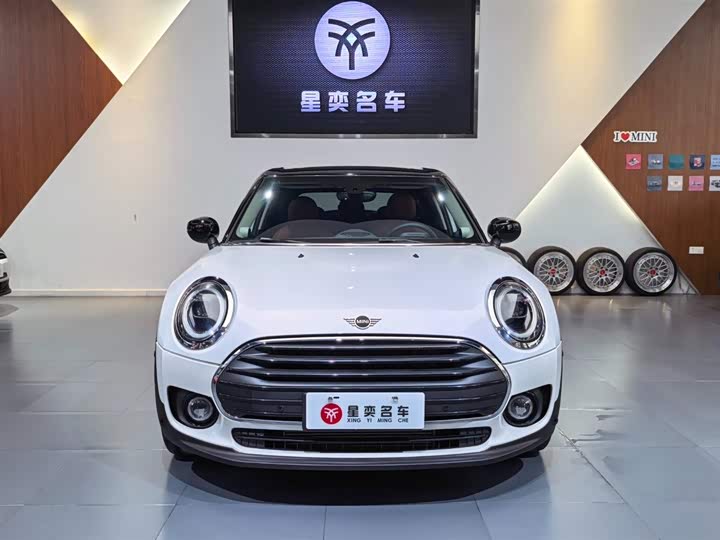 Mini Clubman, 2024 — фото 2 из 9