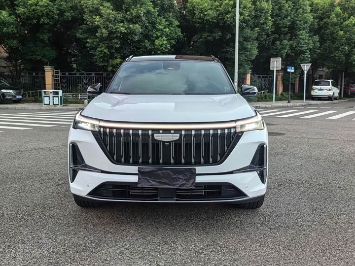 Geely Atlas L, 2025 — фото 2 из 9