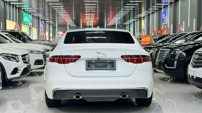 Jaguar XE L, 2022 — фото 5 из 9