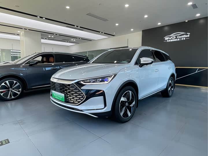 BYD Tang Hybrid/EV, 2023 — купить в Нижнем Новгороде под ключ