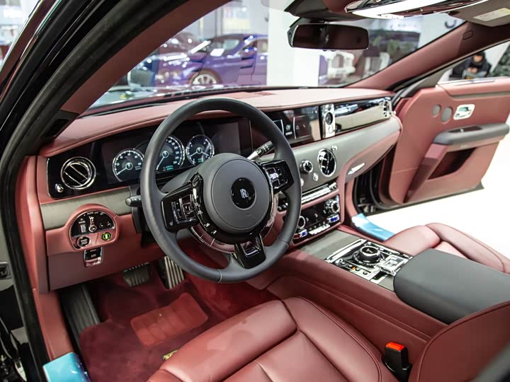 Rolls-Royce Ghost, 2023 — фото 4 из 9