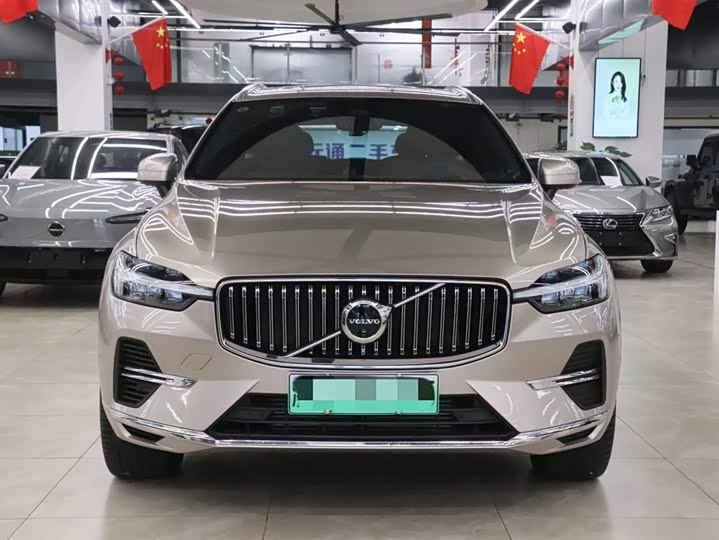 Volvo XC60 Hybrid, 2024 — купить в Перми под ключ