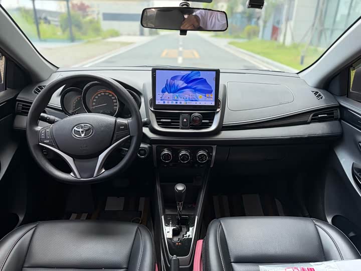 Toyota Yaris L Hatchback, 2021 — фото 5 из 9